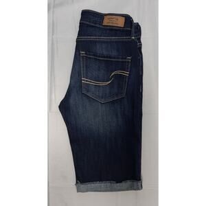 Signature by Levi Strauss Modern Skinny Cuffed Bermuda Shorts l Size: 2 (W26)